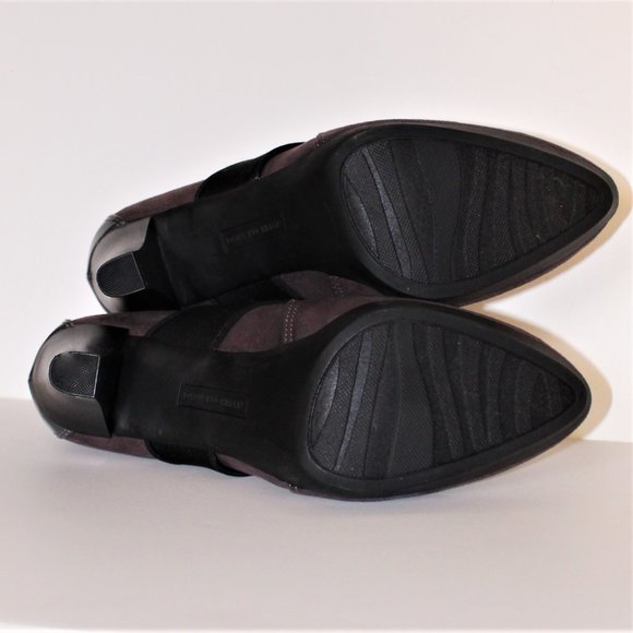 Dana Buchman Faux Suede Platform Heels - Picture 4 of 5